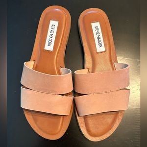 Steve Madden Tan sandal, Size 6.5